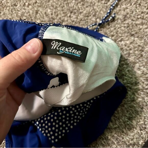 Maxine of Hollywood Blue and White Swimsuit (R1) - Picture 3 of 3